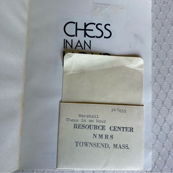 Chess in an Hour Softcover Book By Marshall&Chernev 1975 (1968) - Good Condition - Picture 2 of 8